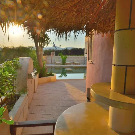 Aparthotel Anemomili Village 3*