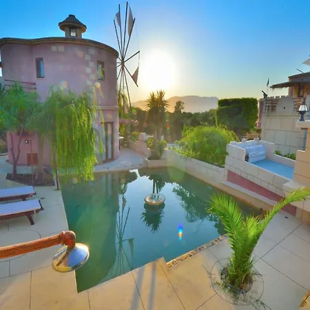 Aparthotel Anemomili Village 3*