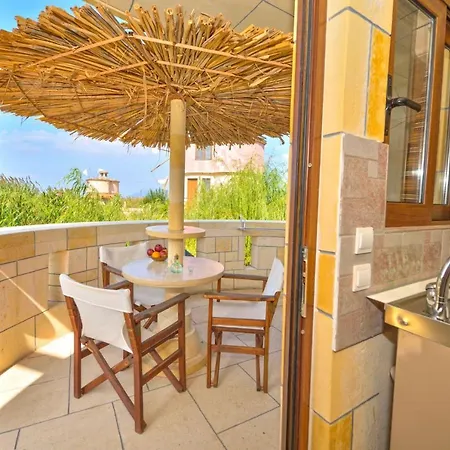 Aparthotel Anemomili Village 3*