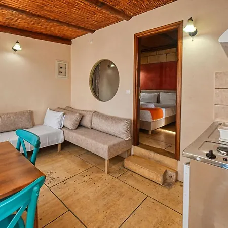 Aparthotel Anemomili Village 3*