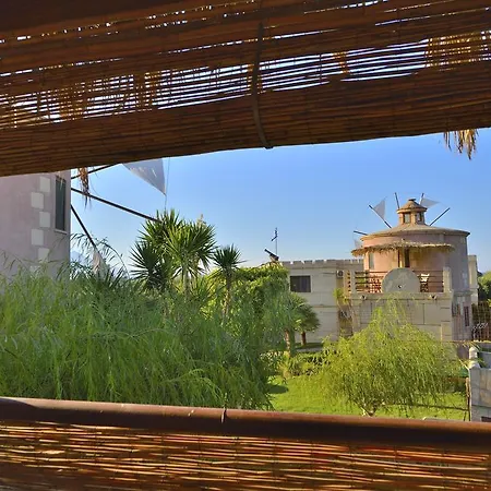 Aparthotel Anemomili Village 3*